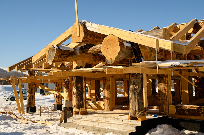 Технология Post and Beam. Каркас из вековых брёвен.